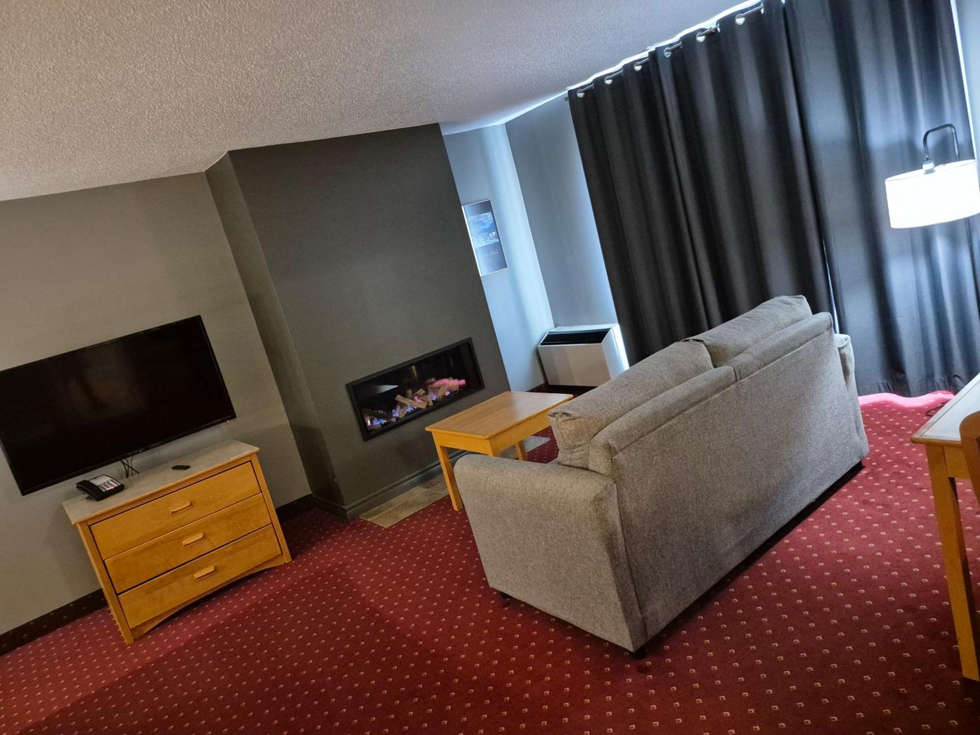 Hotel Baie Saint Paul ภายนอก รูปภาพ