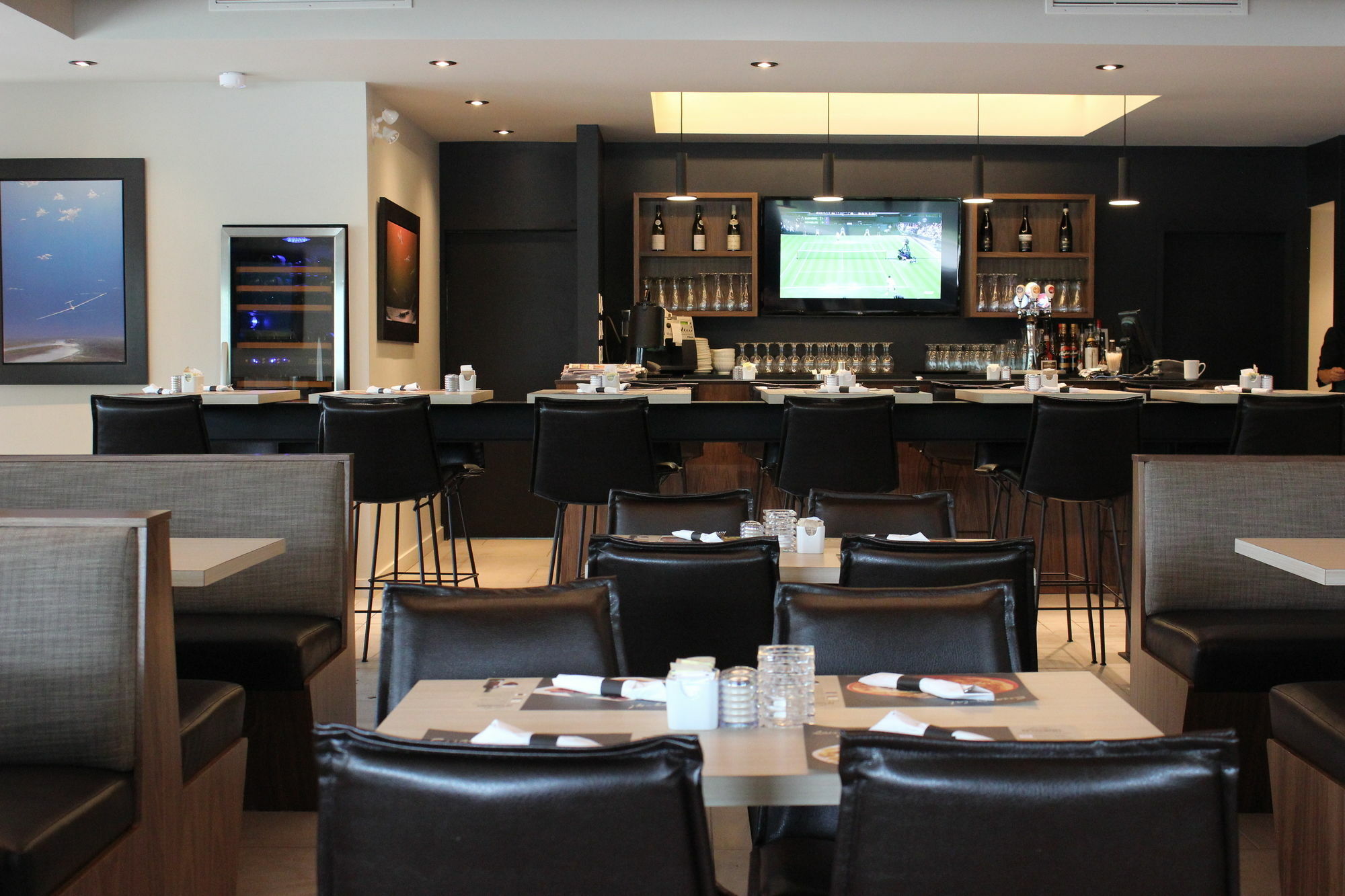 Hotel Baie Saint Paul ภายนอก รูปภาพ