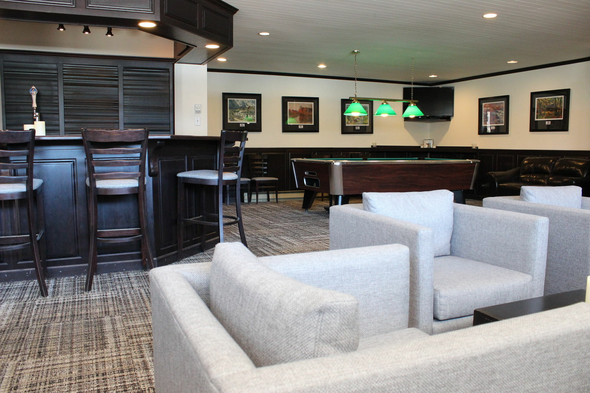 Hotel Baie Saint Paul ภายนอก รูปภาพ